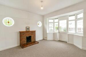 Picture #2 of Property #177055768 in Glamis Avenue, NORTHBOURNE, Bournemouth BH10 6DP