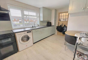 Picture #5 of Property #1799667441 in Russel Road, Bournemouth BH10 7HB
