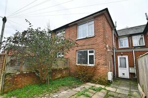 Picture #6 of Property #1820560341 in Columbia Road, Bournemouth BH10 4EB