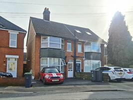 Picture #0 of Property #1866701541 in Bennett Road, Charminster, Bournemouth BH8 8RL