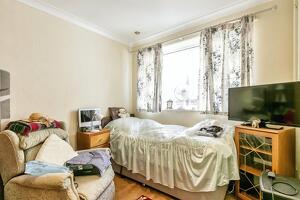 Picture #9 of Property #1872595341 in Columbia Trees Lane, Bournemouth BH10 4AZ