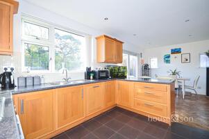 Picture #7 of Property #1875901341 in Cedar Avenue, Bournemouth BH10 7EF