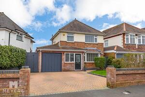 Picture #0 of Property #1889980641 in Leybourne Avenue, Northbourne BH10 6HA
