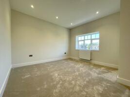 Picture #14 of Property #1900767441 in Broadway Lane, Throop, Bournemouth BH8 0AD