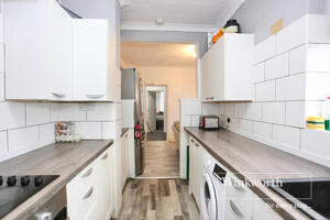Picture #11 of Property #1905064341 in Clarence Park Road, Bournemouth BH7 6LQ
