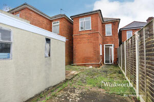 Picture #16 of Property #1905064341 in Clarence Park Road, Bournemouth BH7 6LQ