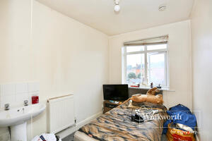Picture #8 of Property #1905064341 in Clarence Park Road, Bournemouth BH7 6LQ
