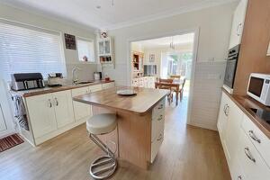 Picture #7 of Property #1915422441 in Boscombe East BH7 6PX