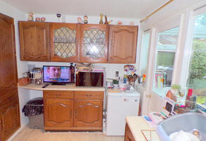 Picture #5 of Property #1919340141 in Castle Lane West, Bournemouth BH8 9TR