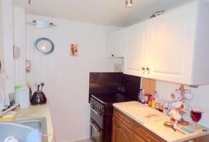 Picture #6 of Property #1919340141 in Castle Lane West, Bournemouth BH8 9TR