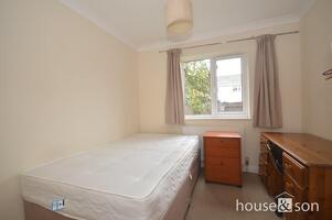 Picture #7 of Property #1937807931 in Hartmoor Gardens, Bournemouth BH10 4JE