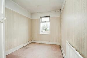 Picture #9 of Property #197065768 in Kinson Road, Kinson , Bournemouth BH10 5EP