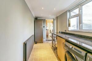 Picture #9 of Property #1972369341 in Leybourne Avenue, BOURNEMOUTH BH10 5NR
