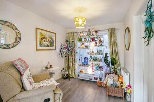 Picture #6 of Property #1982716341 in Barrow Way, STROUDEN PARK, Bournemouth BH8 0HZ