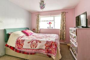 Picture #9 of Property #1982716341 in Barrow Way, STROUDEN PARK, Bournemouth BH8 0HZ