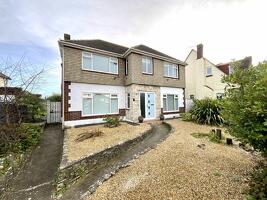 Picture #0 of Property #1994143341 in Christchurch Road, Iford, Bournemouth BH7 6BS